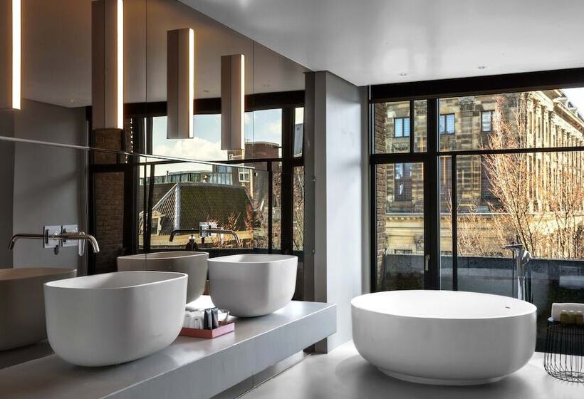 Standart Stüdyo, W Amsterdam