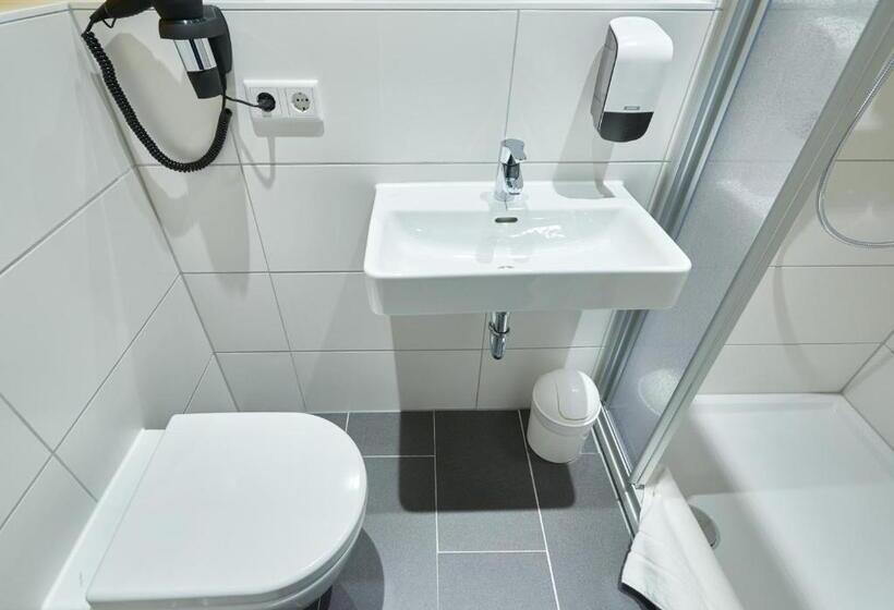기본룸, Mcdreams Hotel Mönchengladbach