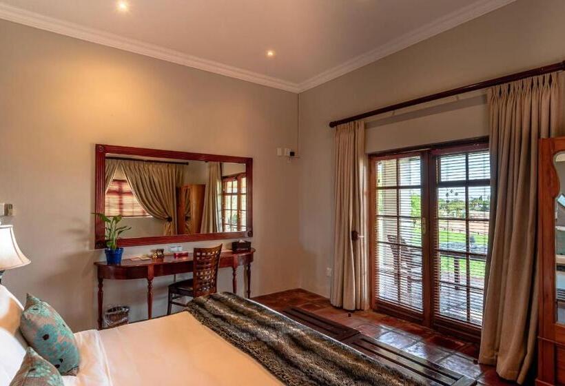 Семейный Номер, Mooiplaas Guest House