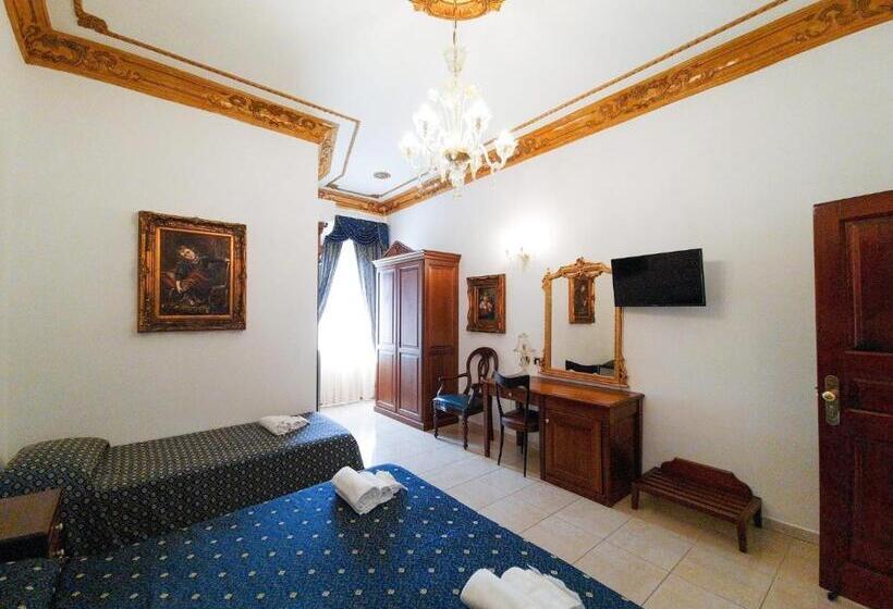Номер Стандарт Трехместный, Euro Hotel Iglesias