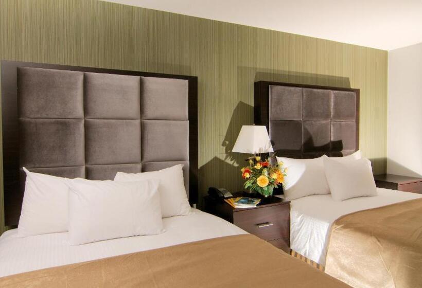 带皇后床的套间, Paradise Inn And Suites Redwater