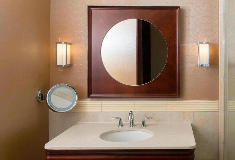 Номер Стандарт, Sheraton Mesa Hotel At Wrigleyville West