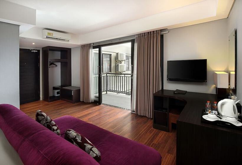 Полулюкс, Rofa Kuta Hotel   Chse Certified