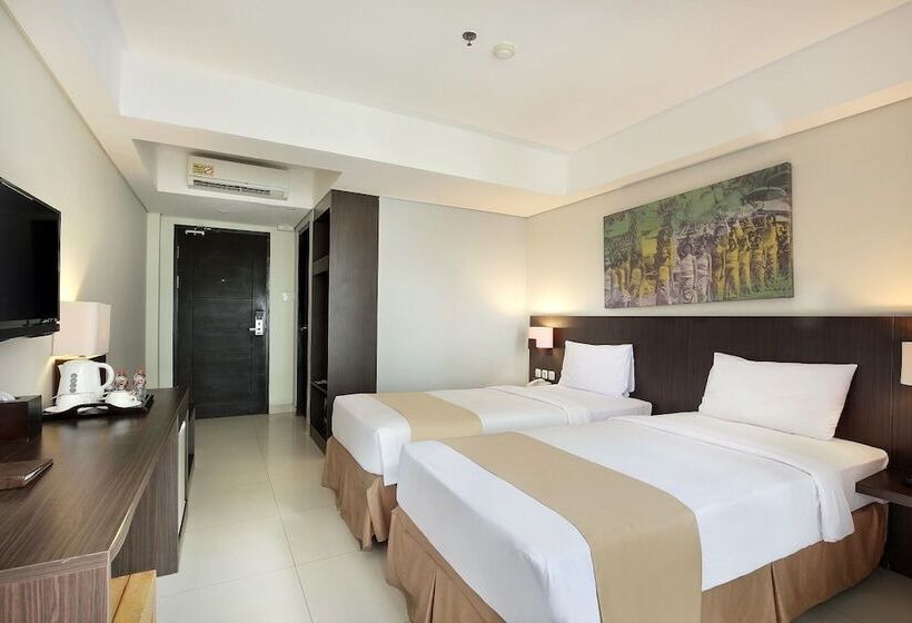 Номер Deluxe Вид на Бассейн, Rofa Kuta Hotel   Chse Certified