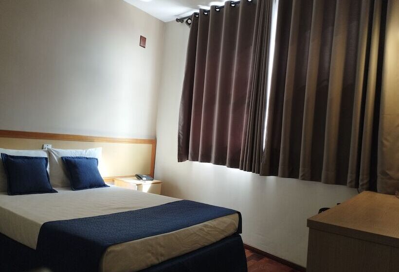Номер Стандарт, Summit Inn Hotel Pouso Alegre