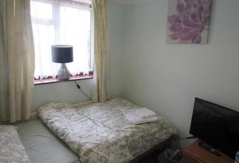 Номер Стандарт Индивидуальный, Serene Inn Near Bletchley Park