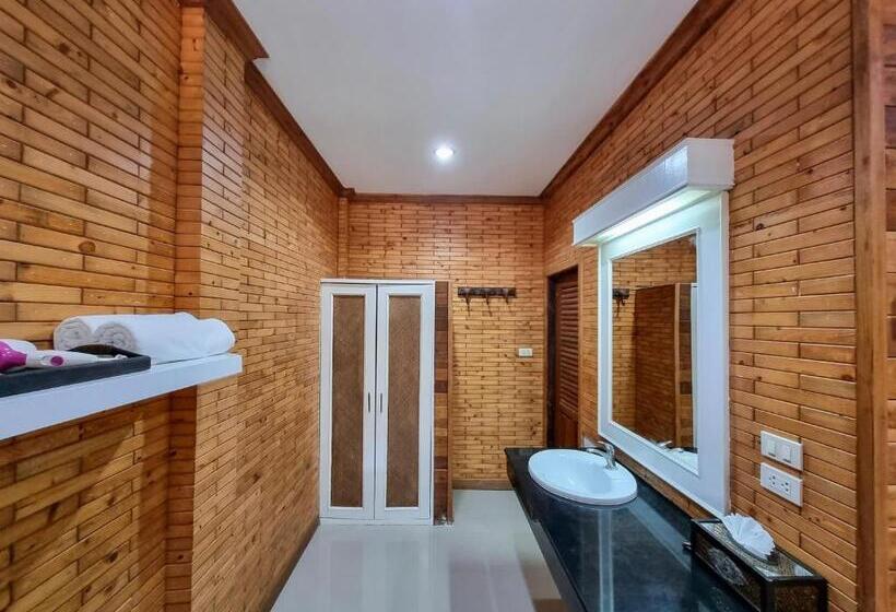 اتاق سوپریور, Phuvara Boutique Aonang