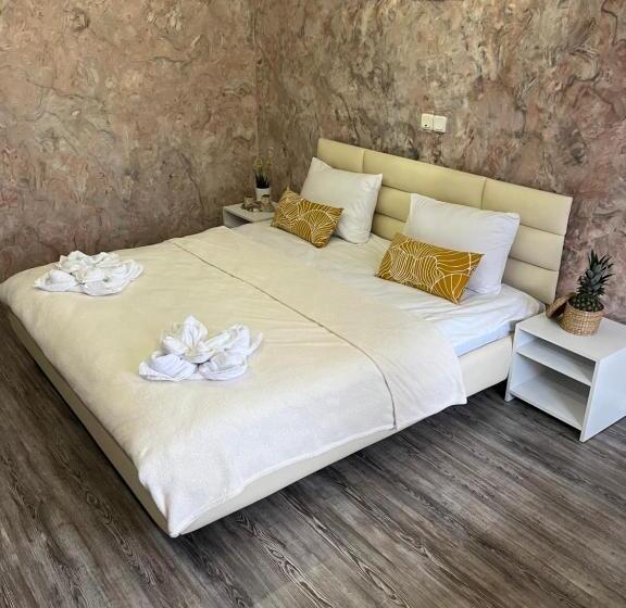 Standard Room, Sea And Mountain
