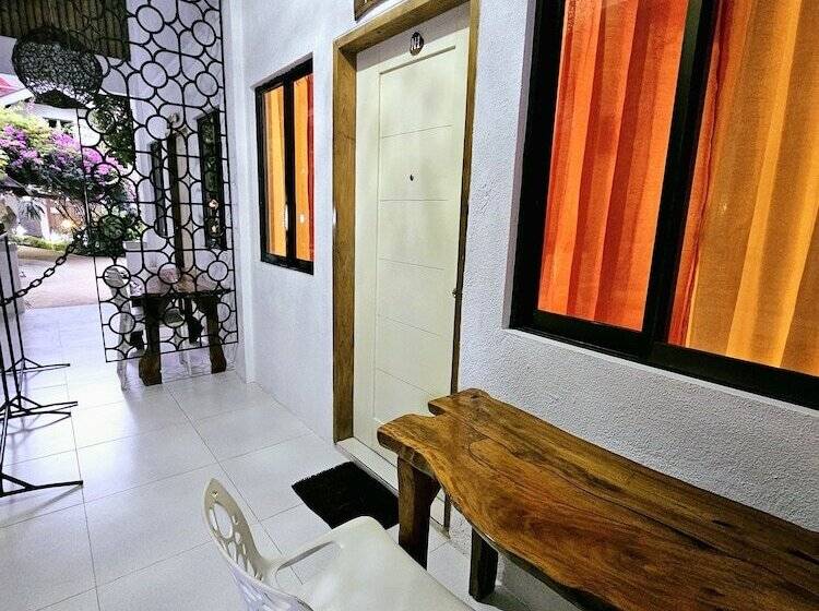 豪华园景房, Cocoloco Beach Resort