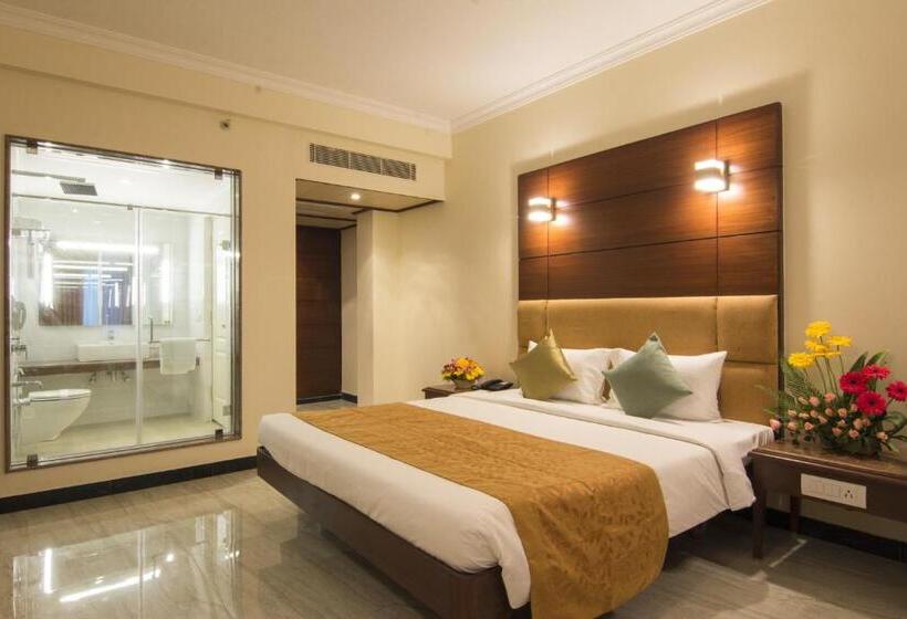 스위트, Shenbaga Hotel And Convention Centre