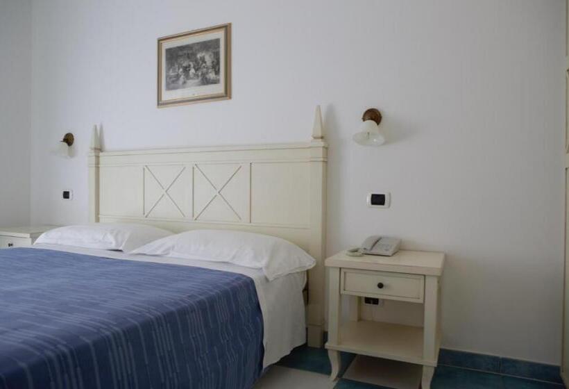 Апартаменты 2 Спальни, Mare Blu Residence