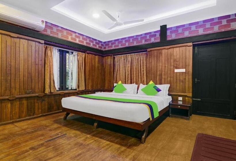 디럭스 룸, Treebo Trend God S Own Country Ayurveda Resorts