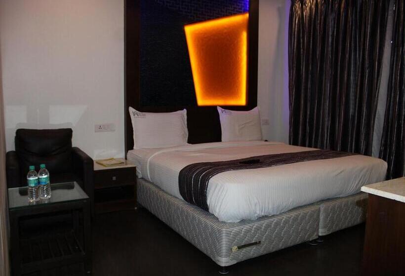 Suite, M Grand