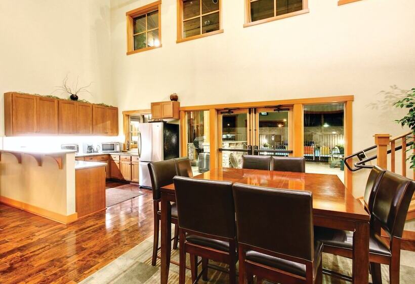 דירת חדר, Worldmark Chelan Lake House
