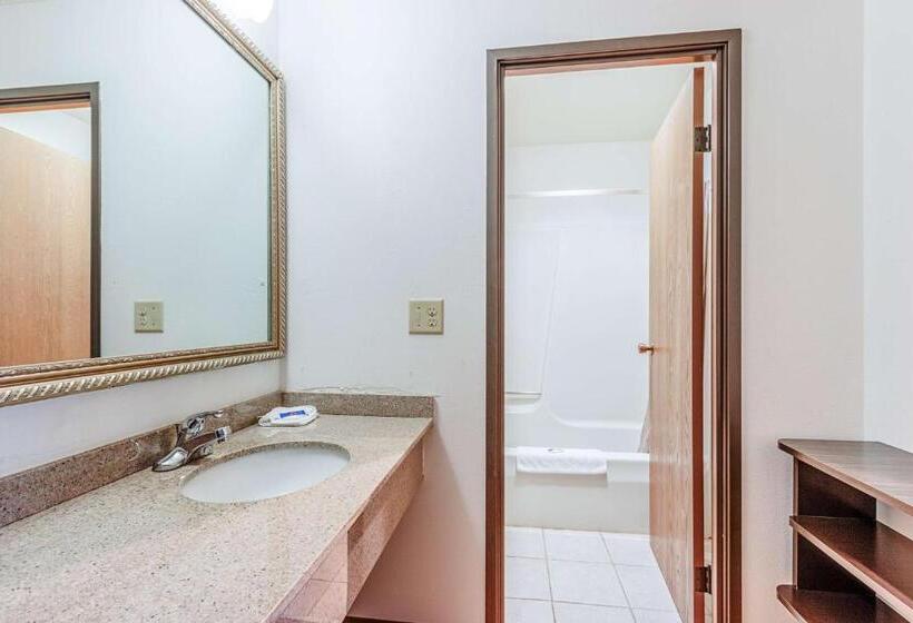 Стандартный Номер Кровать Кинг, Motel 6 Wisconsin Rapids, Wi
