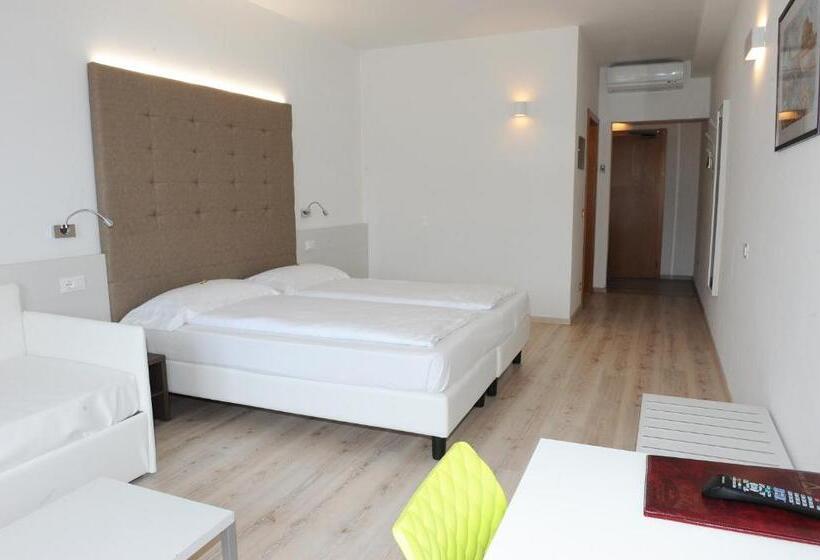 レイクビューデラックスルーム, Park Hotel Val Di Monte S