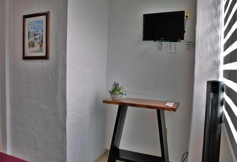 スタンダードルーム, Hostel Lit Guadalajara