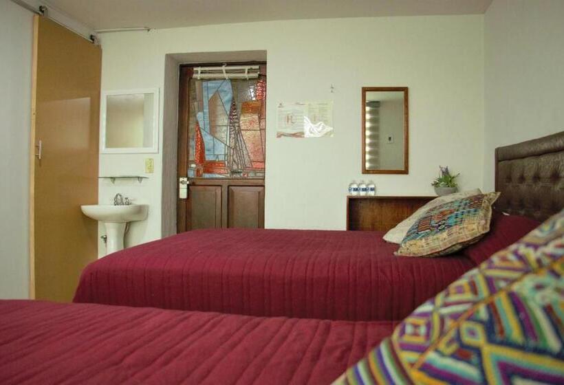 スタンダード４人部屋, Hostel Lit Guadalajara