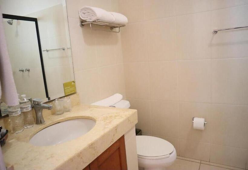 Номер Стандарт 2 Двуспальные Кровати, Concierge Plaza La Villa