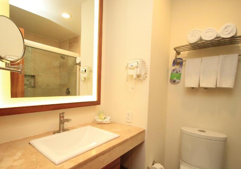 Номер Стандартный с Видом, Holiday Inn Huatulco, An Ihg