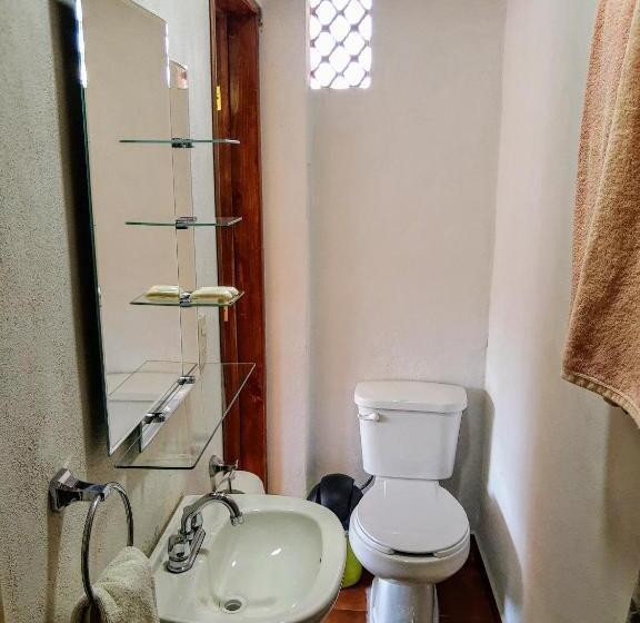标准三人间, Posada Spa Antigua Casa Hogar