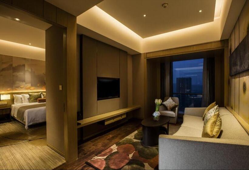 Стандартный Номер Кровать Кинг, Crowne Plaza Fuzhou Riverside, An Ihg