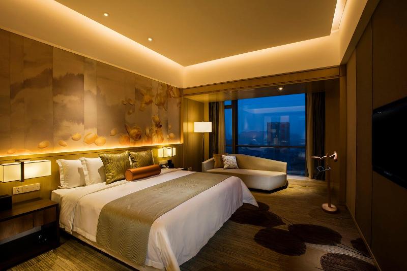 Стандартный Номер Кровать Кинг, Crowne Plaza Fuzhou Riverside, An Ihg