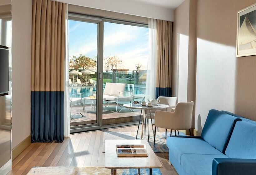 سوییت جونیور کلاب, Crowne Plaza Florya Istanbul, An Ihg