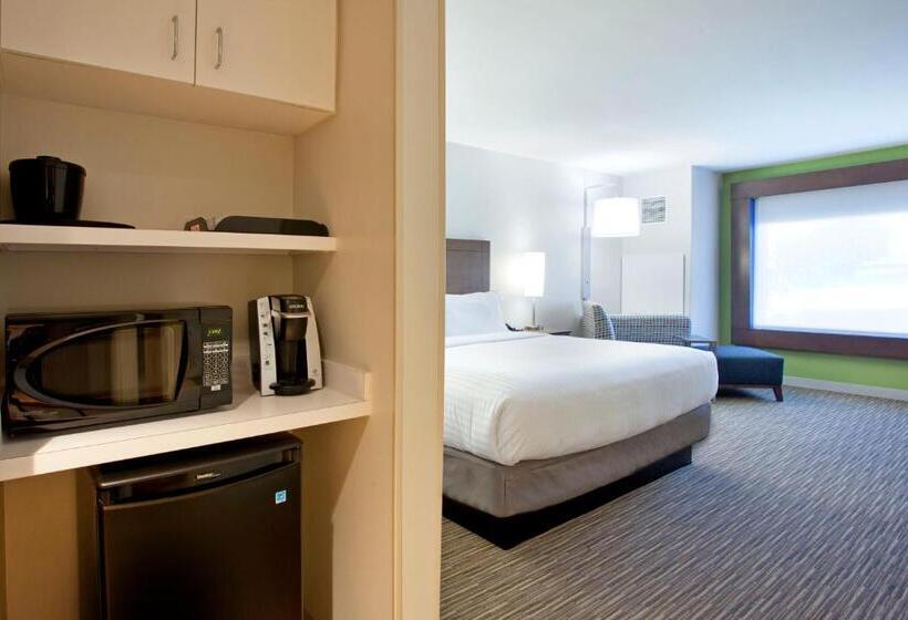 Люкс, Holiday Inn Express Hotel & Suites Austin Downtown   University, An Ihg