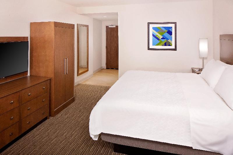 Номер Стандарт Кровать Кинг Адаптированный для Инвалидов, Holiday Inn Express Hotel & Suites Austin Downtown   University, An Ihg