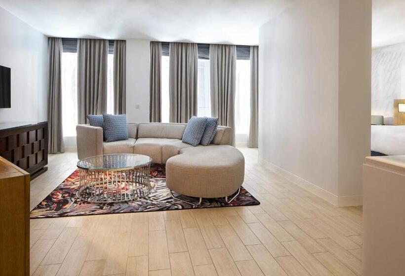 Президентский Люкс, Indigo Atlanta Downtown, An Ihg