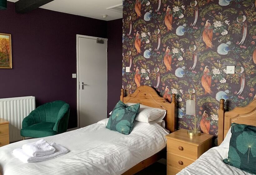 Номер Стандарт, Waverley B & B