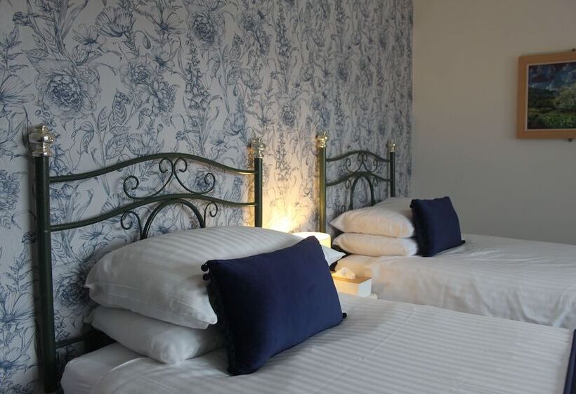 Номер Стандарт, Waverley B & B