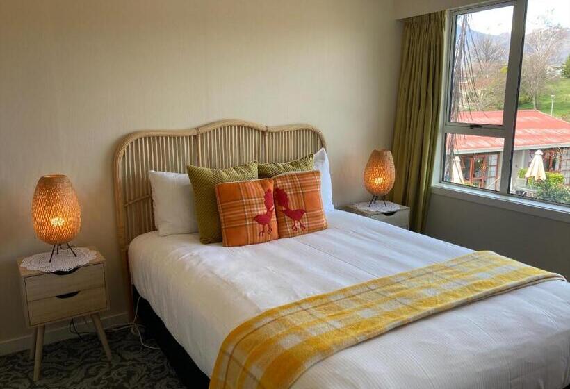 Дом 4 Спальни, Arrowtown Motel