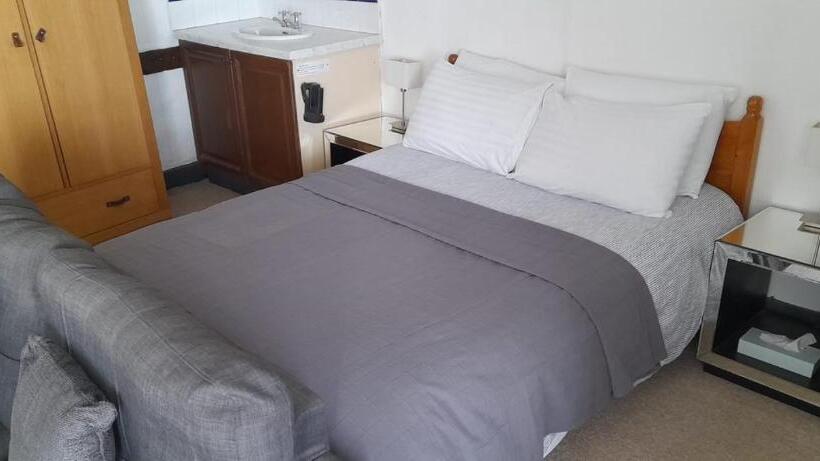Номер Deluxe, The Old Court House Guest House