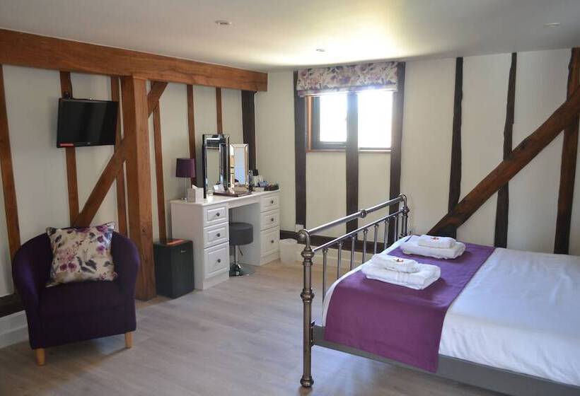 Номер Стандарт, Wortwell Hall Barn