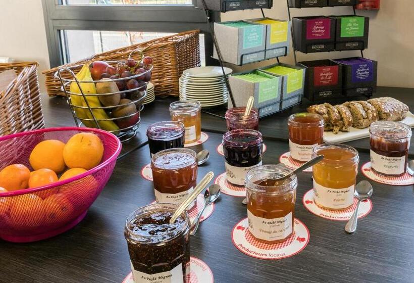 Номен Superior с Гидромассажем, Brit Hotel Dieppe