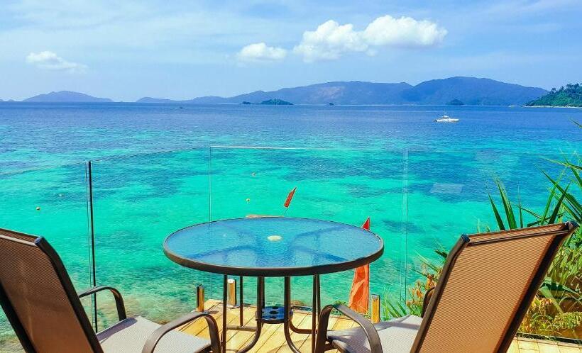 Standard Room with Hidromassage Sea View, The Cliff Lipe