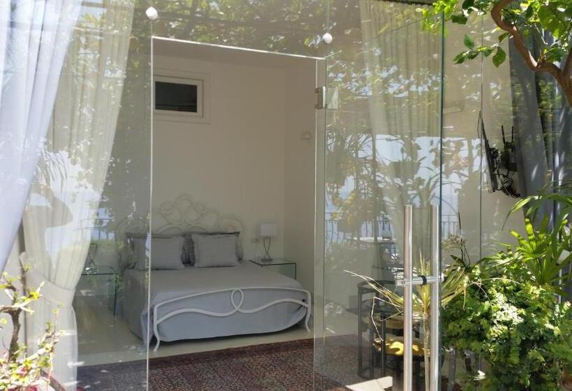 Люкс Deluxe Вид на Море, Villa Magia
