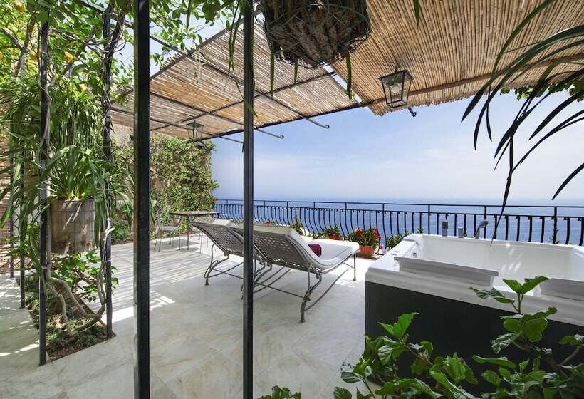 Люкс Deluxe Вид на Море, Villa Magia