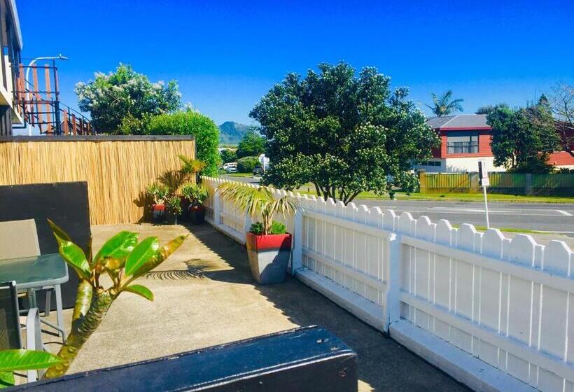 Студия Стандарт Двуспальная Кровать, Blue Haven Motel