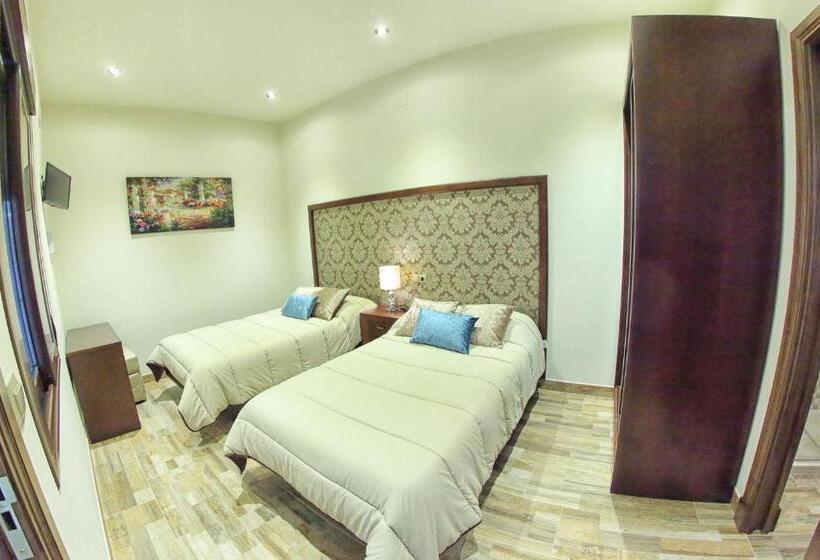 Номер Стандарт, Hostal Garlu