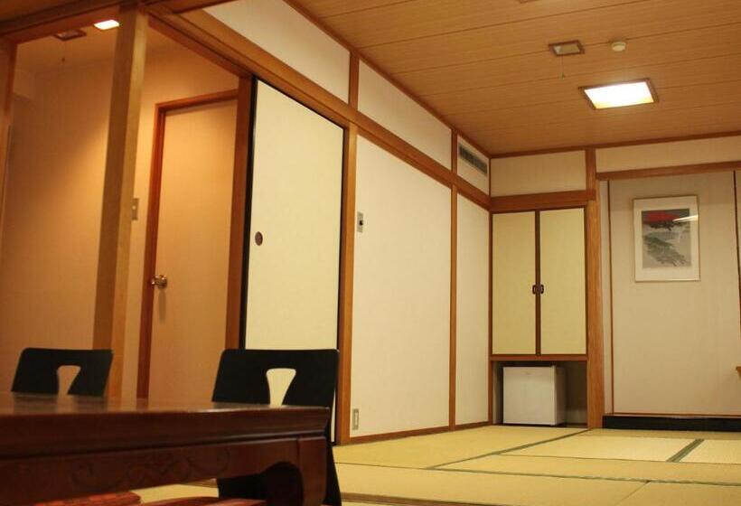 Family Suite, Livemax Budget Iyomishima