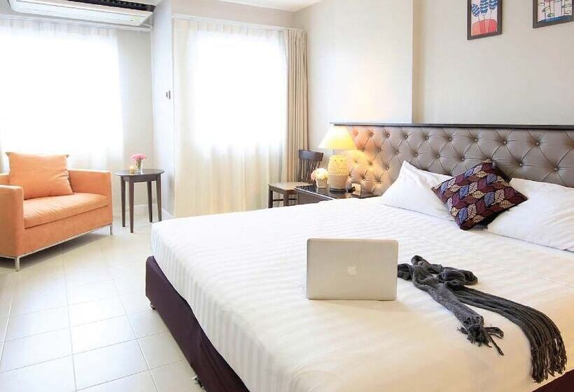 اتاق سوپریور, Rayong City
