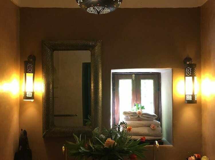 Номер Стандарт, The Capaldi Hotel, Restaurant & Spa