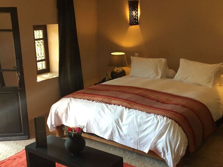 Номер Стандарт с Террасой, The Capaldi Hotel, Restaurant & Spa