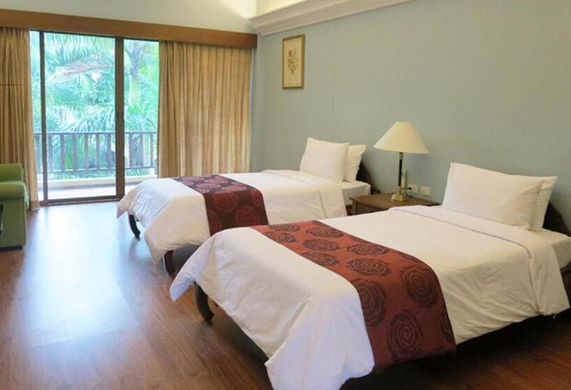سوییت, Mae Pim Resort