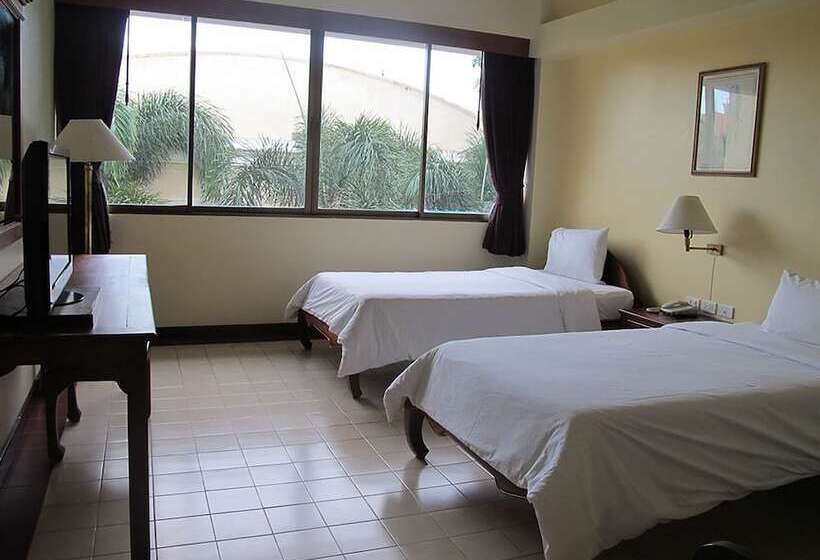 スーペリアールーム, Mae Pim Resort