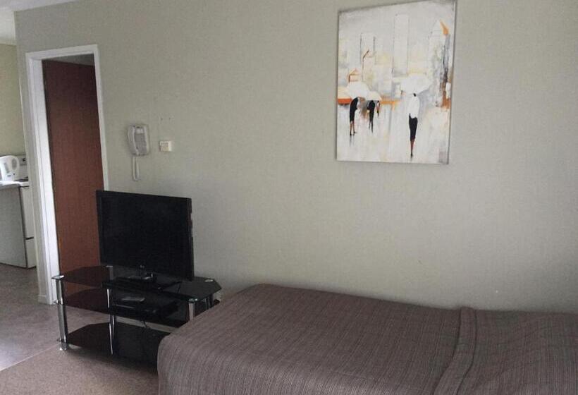 Апартаменты 1 Спальня, North End Motel