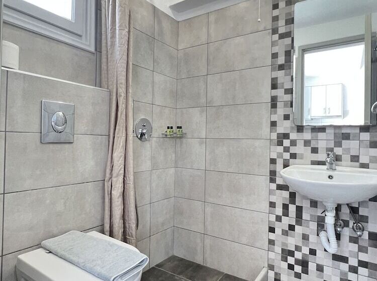 스탠다드 스튜디오, White Lily Suites & Lofts   Adults Only 16 Plus